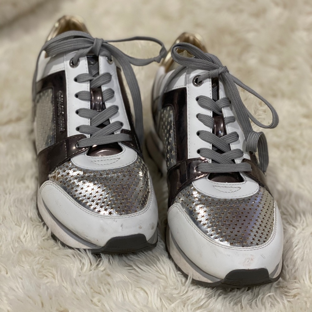 Michael Kors sneaker, like new!